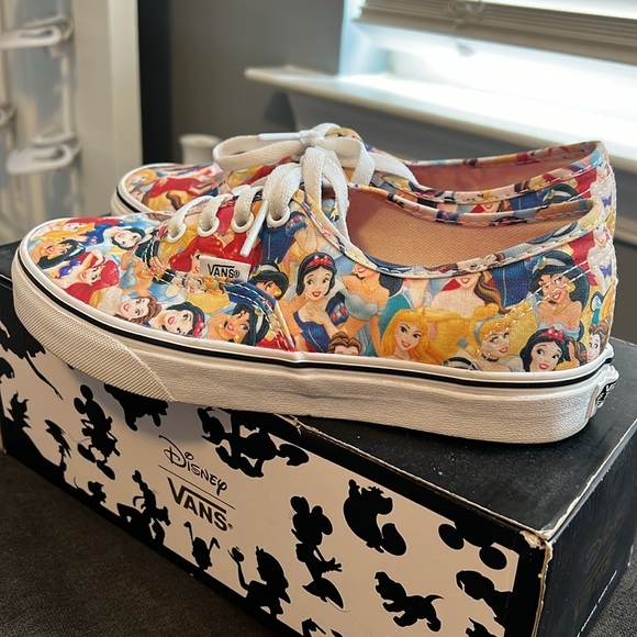 Disney Princess Vans - *RARE* - Picture 5 of 11